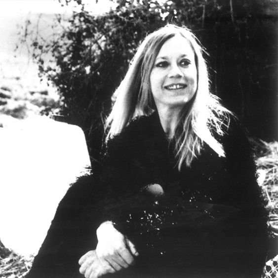 Constança Capdeville (1937 - 1992)